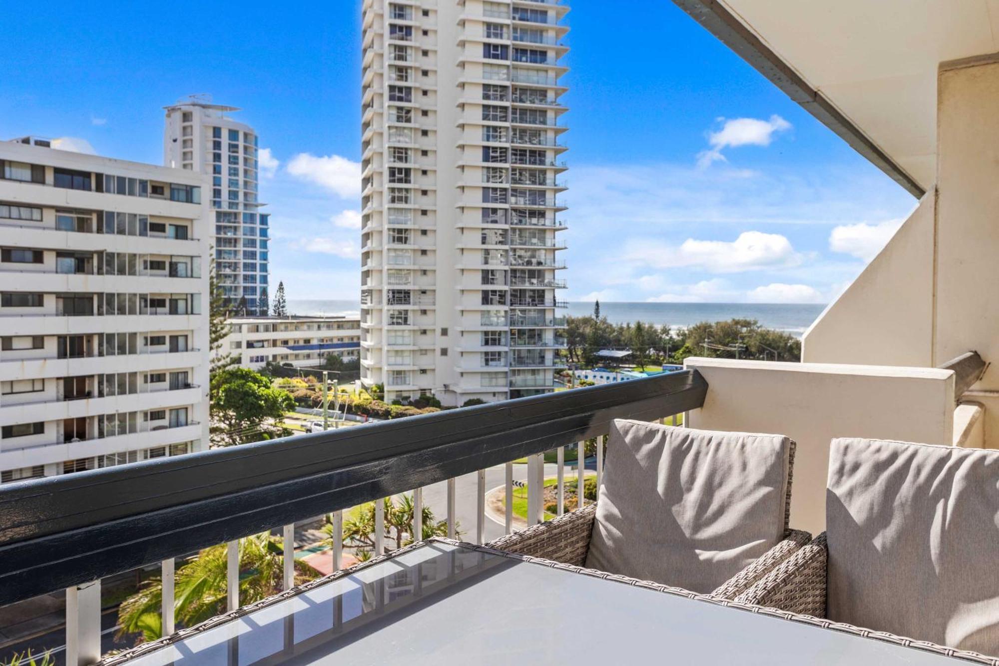 Hi Ho Beach Apartments On Broadbeach Χρυσή Ακτή Εξωτερικό φωτογραφία